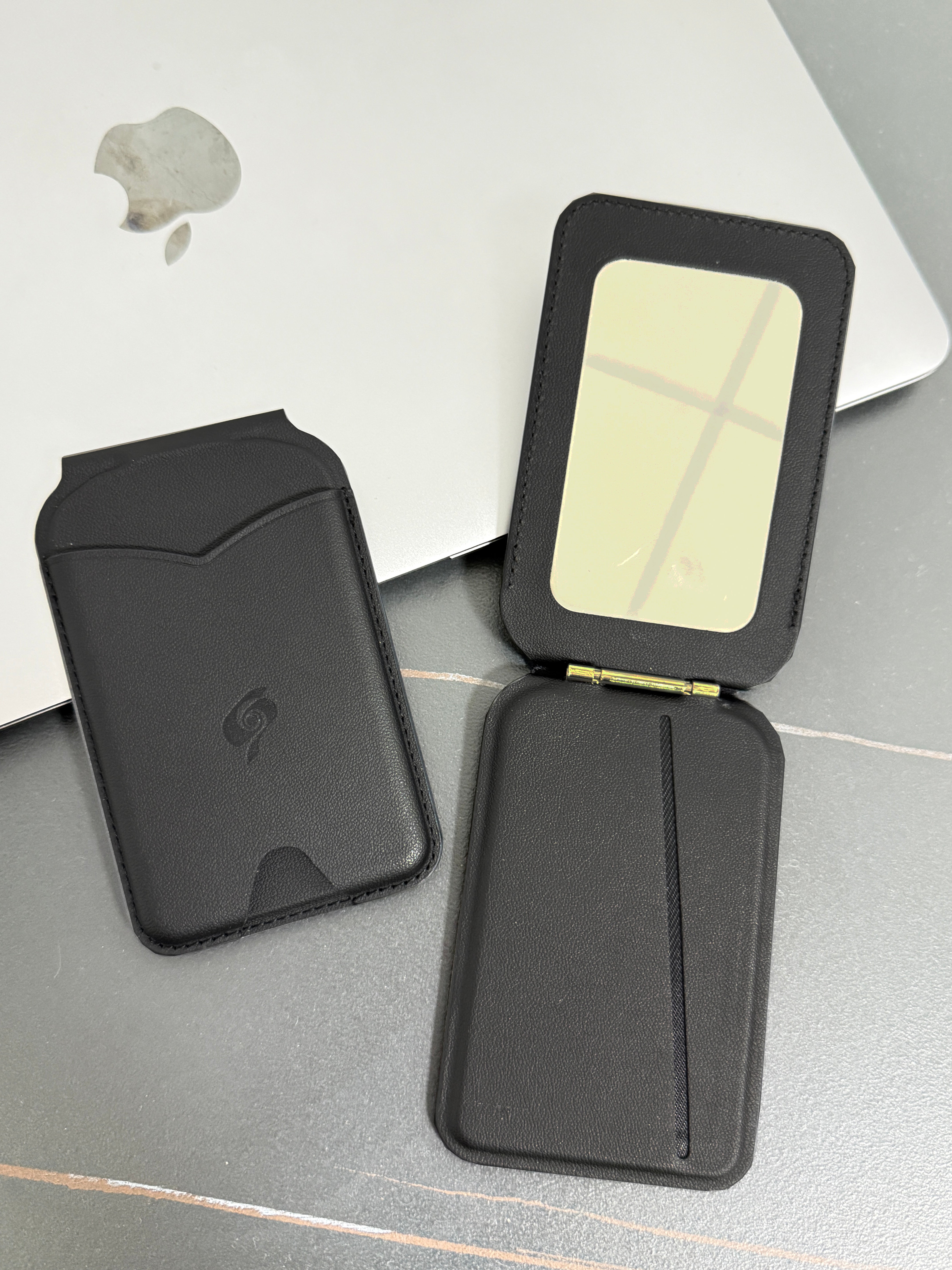 MONTARO- Bi-Fold Magsafe Card Wallet Stand with Mirror